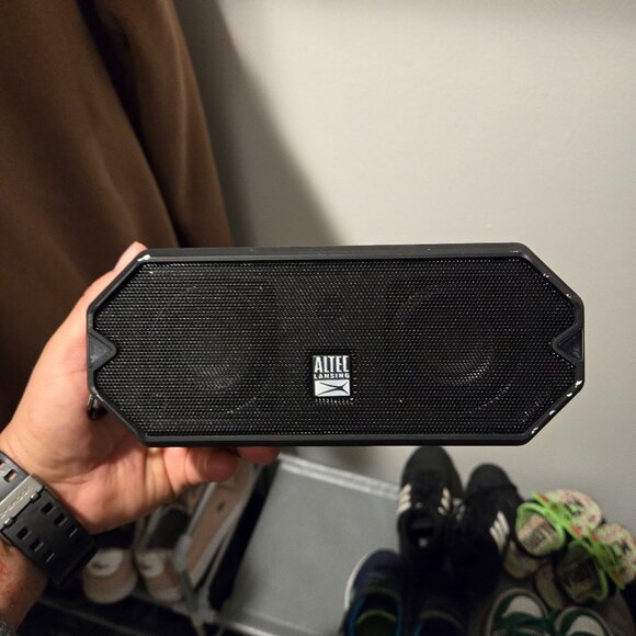 Altec - Picture 1 of 5